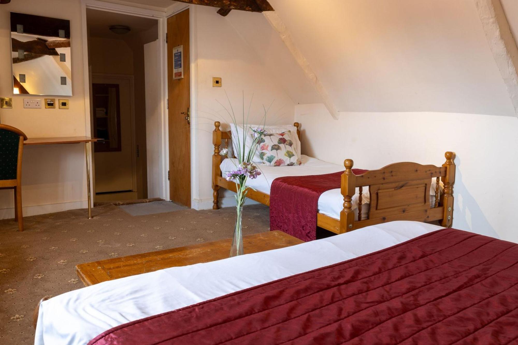 The Warehouse Hotel Yeovil Phòng bức ảnh
