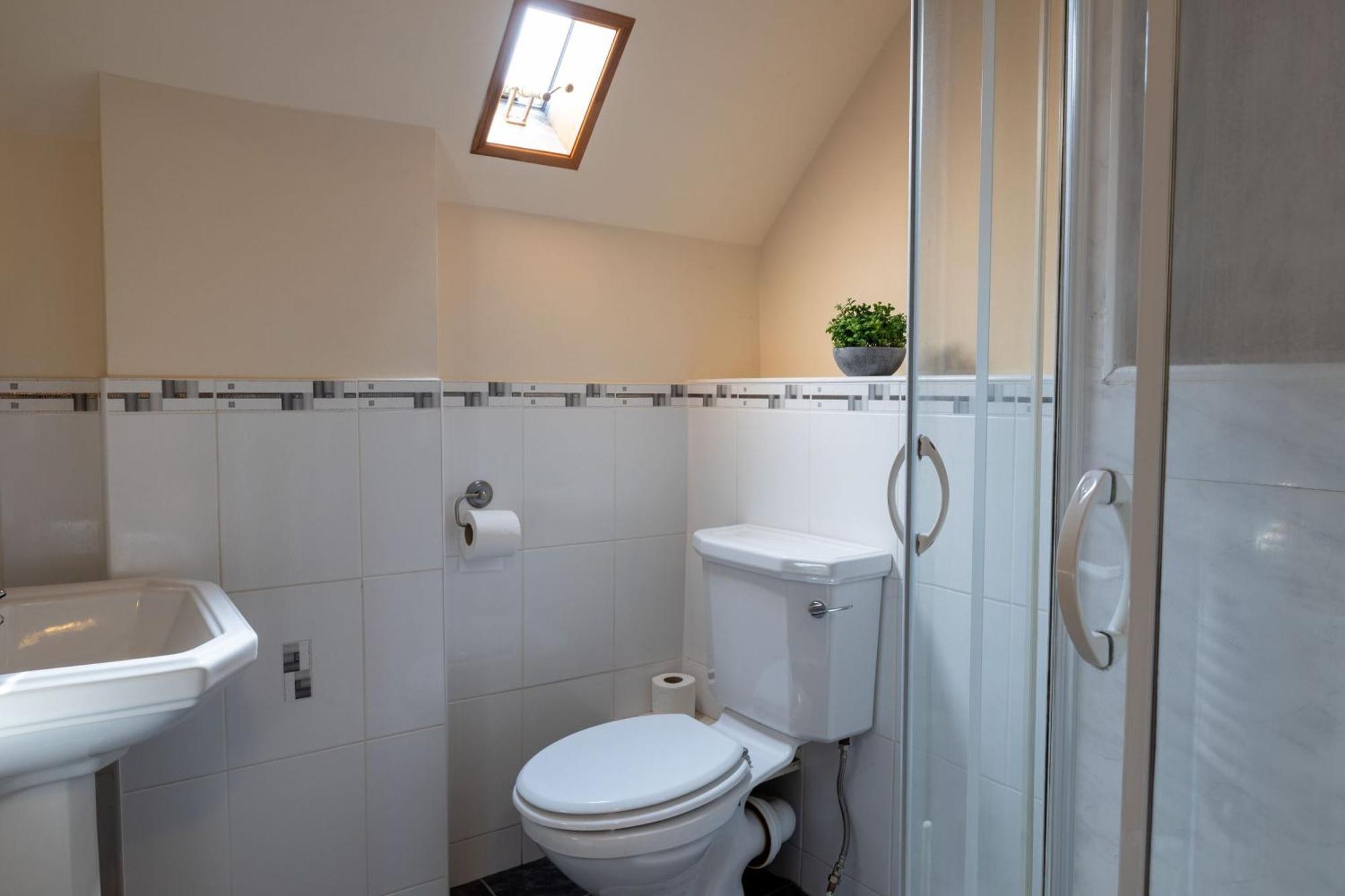 The Warehouse Hotel Yeovil Phòng bức ảnh