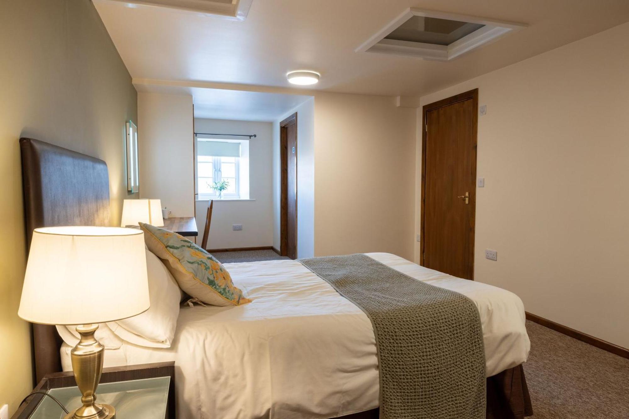 The Warehouse Hotel Yeovil Ngoại thất bức ảnh